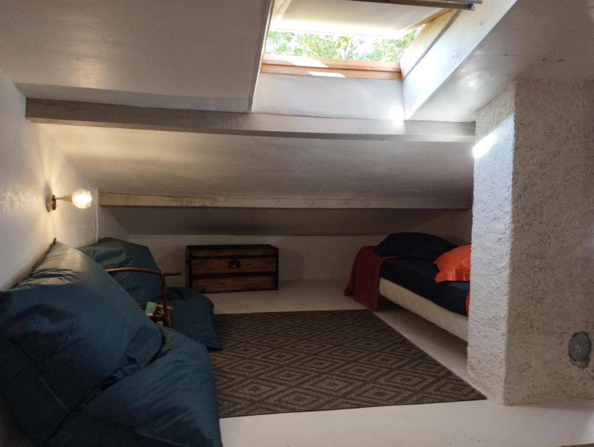 Chambre D'Hotes L'Orange Bleue Rustrel Esterno foto